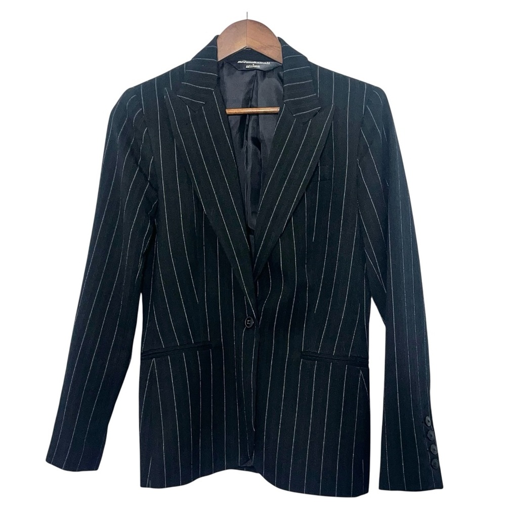 Norma Kamali Black Pinstripe Blazer Jacket Single Button Tailored Size 8